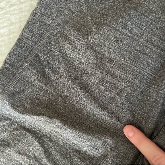 Lululemon speed up crop leggings 23” - Picture 2 of 4